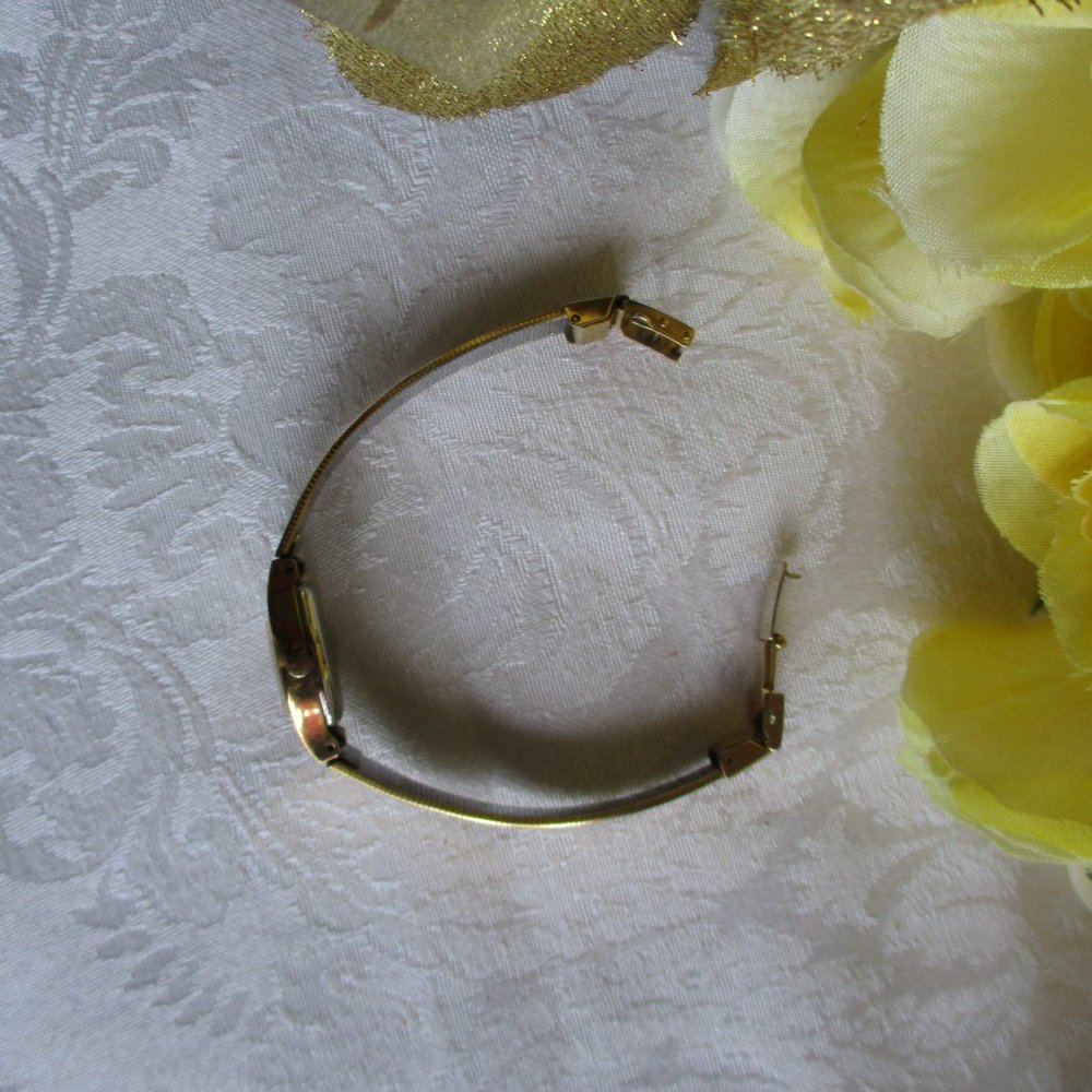PULSAR QUARTZ GOLD WATCH – VINTAGE - Picture 5 of 15